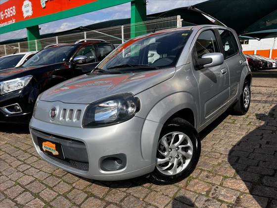 FIAT UNO 1.0 EVO VIVACE 8V FLEX 4P MANUAL FIAT UNO 1.0 EVO VIVACE 8V FLEX 4P MANUAL